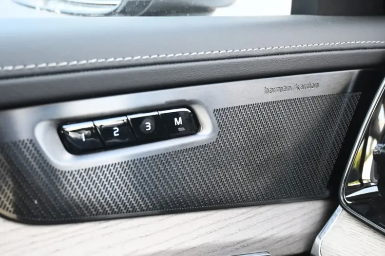 Volvo XC90 din 2025 cu 6.000 km - oferta VOL152730 - foto 15