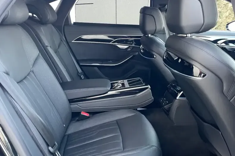 Audi A8 din 2023 cu 80.000 km - oferta AUD152731 - foto 7