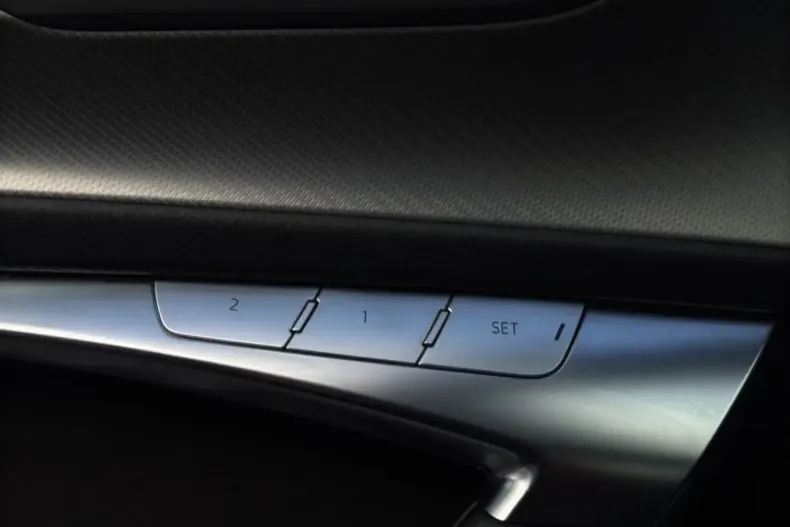 Audi A6 din 2020 cu 38.000 km - oferta AUD152737 - foto 21