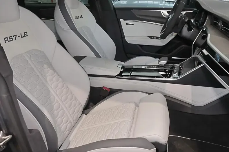 Audi RS7 din 2025 cu 6.300 km - oferta AUD152738 - foto 8