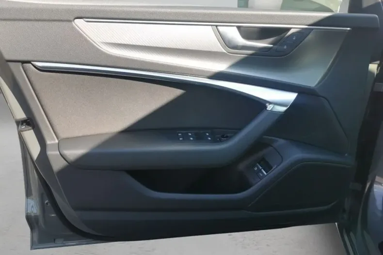 Audi A6 din 2022 cu 23.346 km - oferta AUD152739 - foto 6