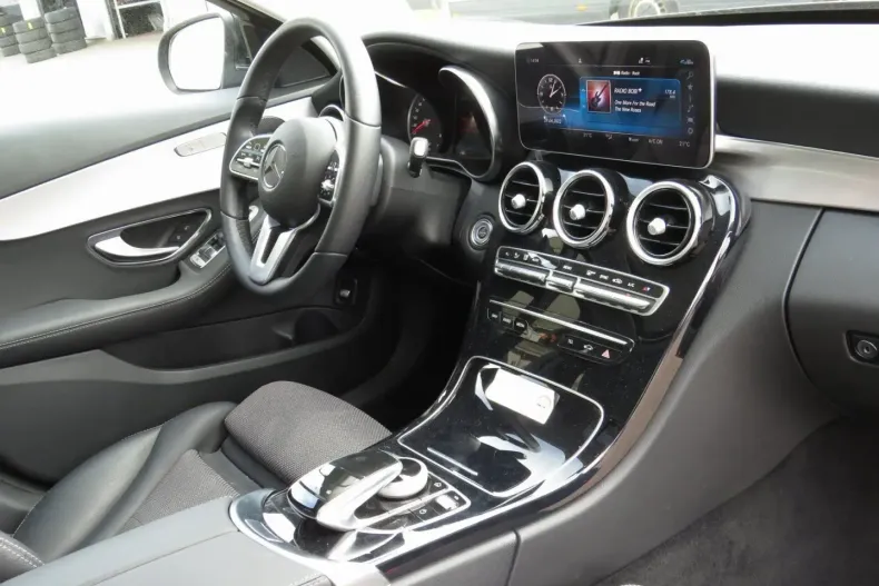 Mercedes-Benz C 200 din 2021 cu 42.900 km - oferta MER152751 - foto 6