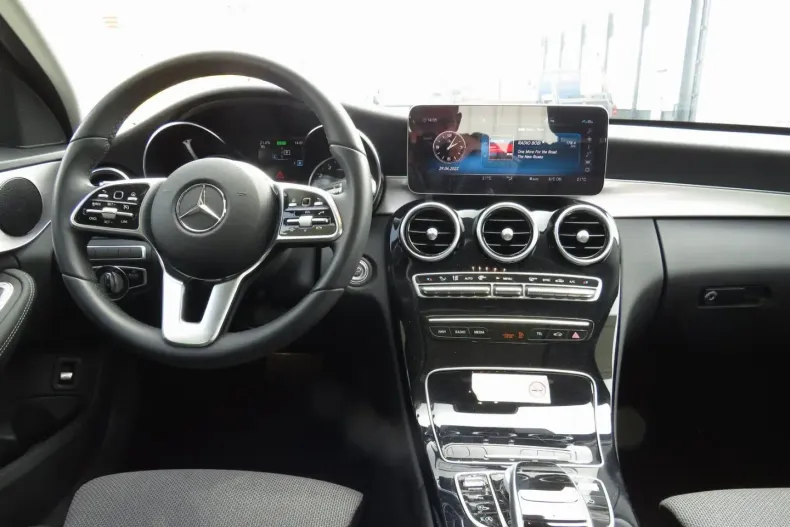 Mercedes-Benz C 200 din 2021 cu 42.900 km - oferta MER152751 - foto 7