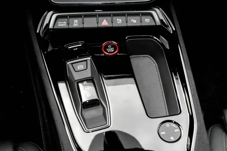 Audi RS6 din 2024 cu 4.525 km - oferta AUD152752 - foto 12