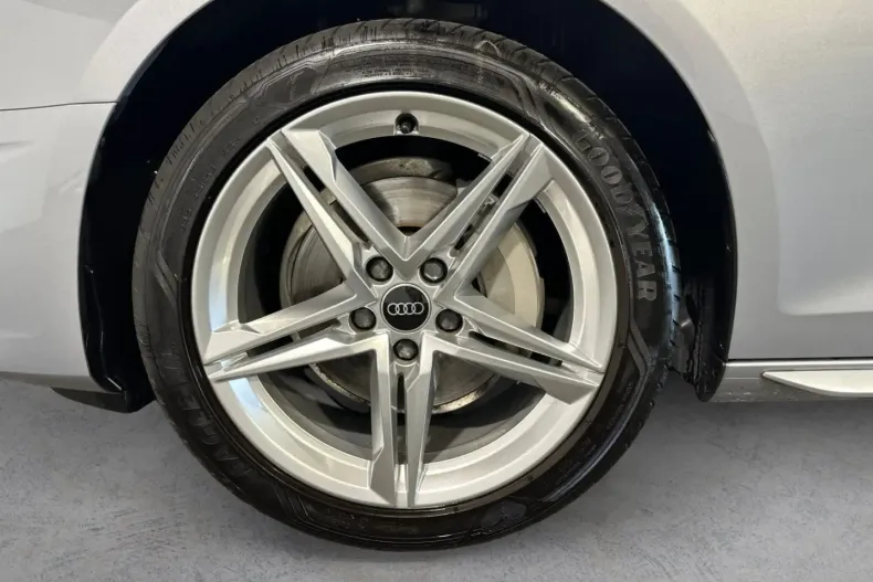 Audi A4 din 2022 cu 62.900 km - oferta AUD152754 - foto 6