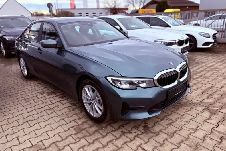 BMW 330 din 2021 cu 47.000 km - oferta BMW152755 - foto 1