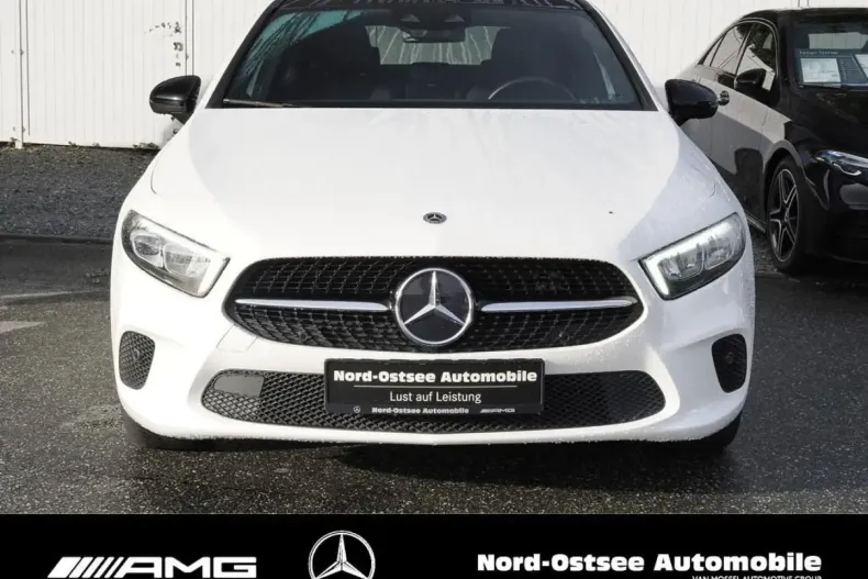 Mercedes-Benz A 250 din 2021 cu 34.257 km - oferta MER152757 - foto 2