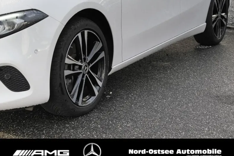 Mercedes-Benz A 250 din 2021 cu 34.257 km - oferta MER152757 - foto 5
