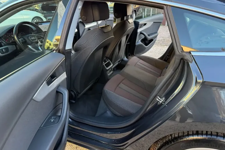 Audi A5 din 2023 cu 93.000 km - oferta AUD152759 - foto 13