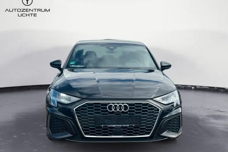 Audi A3 din 2022 cu 69.900 km - oferta AUD152760 - foto 2