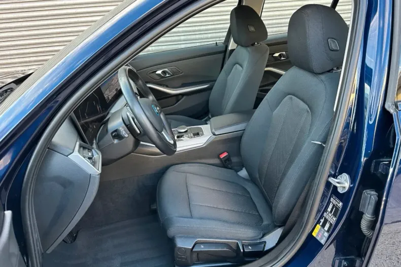 BMW 320 din 2022 cu 81.147 km - oferta BMW152761 - foto 25