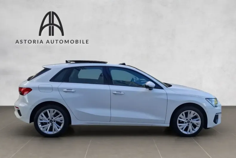 Audi A3 din 2022 cu 41.880 km - oferta AUD152762 - foto 4