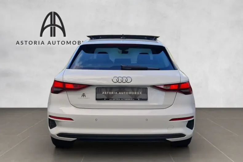 Audi A3 din 2022 cu 41.880 km - oferta AUD152762 - foto 6