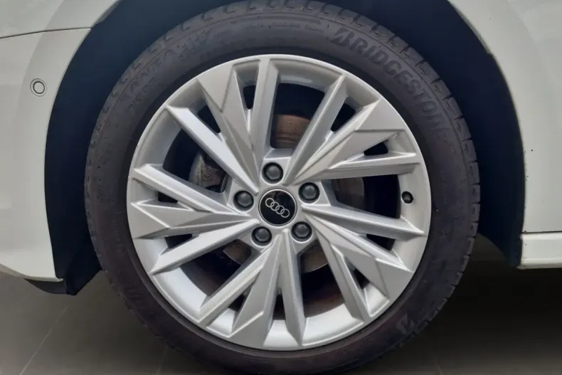 Audi A3 din 2022 cu 41.880 km - oferta AUD152762 - foto 19