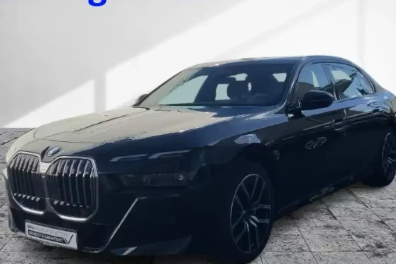 BMW 740 din 2024 cu 32.569 km - oferta BMW152763 - foto 1