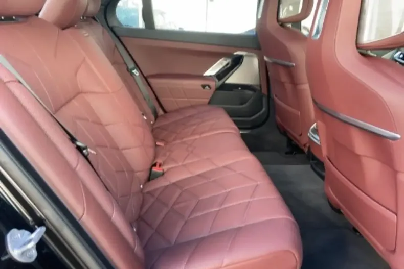 BMW 740 din 2024 cu 32.569 km - oferta BMW152763 - foto 11