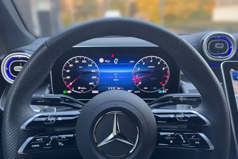 Mercedes-Benz GLC 200 din 2025 cu 5.012 km - oferta MER152767 - foto 10