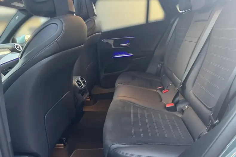 Mercedes-Benz GLC 200 din 2025 cu 5.012 km - oferta MER152767 - foto 17