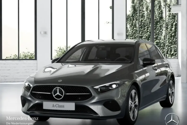 Mercedes-Benz A 180 din 2024 cu 13.599 km - oferta MER152769 - foto 1