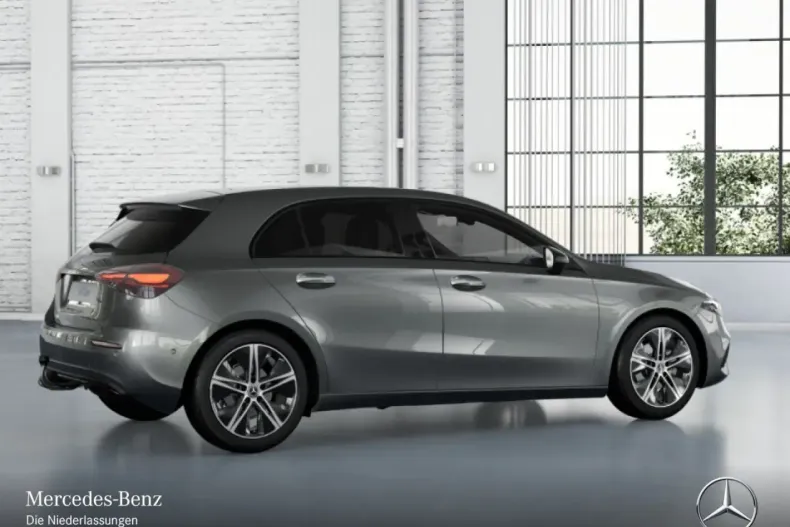 Mercedes-Benz A 180 din 2024 cu 13.599 km - oferta MER152769 - foto 14