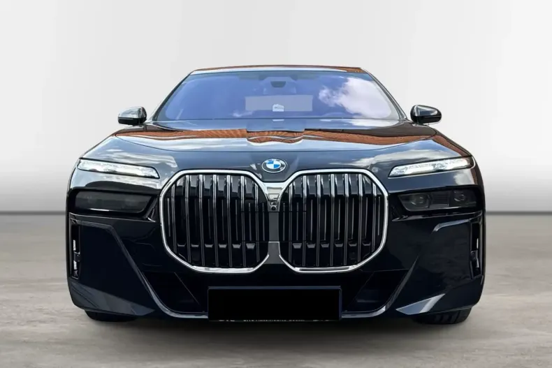 BMW 740 din 2024 cu 45.000 km - oferta BMW152770 - foto 2