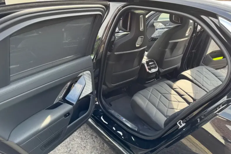 BMW 740 din 2024 cu 45.000 km - oferta BMW152770 - foto 23