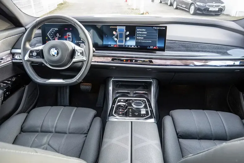 BMW 740 din 2025 cu 19.700 km - oferta BMW152772 - foto 6