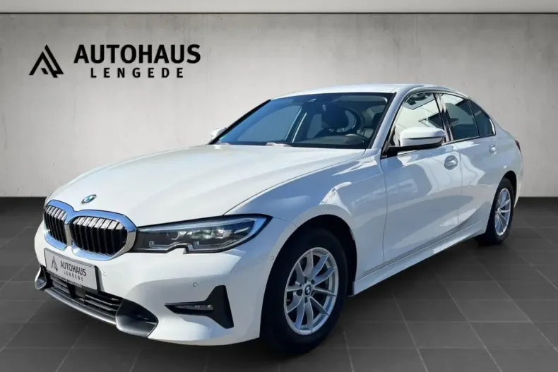 BMW 320 din 2021 cu 100.000 km - oferta BMW152773 - foto 6