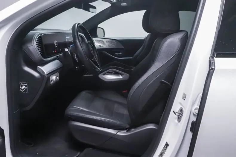 Mercedes-Benz GLE 450 din 2024 cu 29.841 km - oferta MER152776 - foto 4