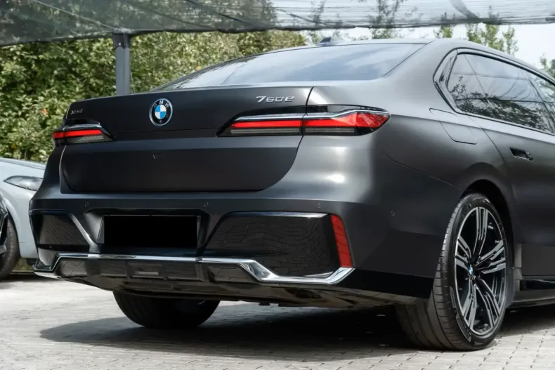 BMW 750 din 2023 cu 46.100 km - oferta BMW152778 - foto 9