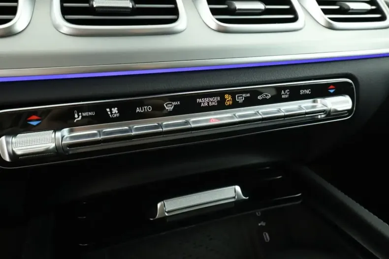 Mercedes-Benz GLE 450 din 2024 cu 13.714 km - oferta MER152779 - foto 14