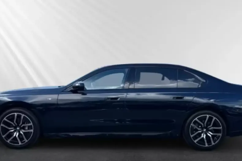 BMW 740 din 2025 cu 13.765 km - oferta BMW152782 - foto 2