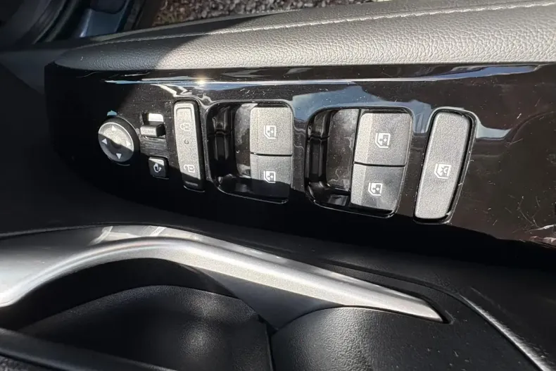 Hyundai TUCSON din 2023 cu 36.275 km - oferta HYU152783 - foto 6