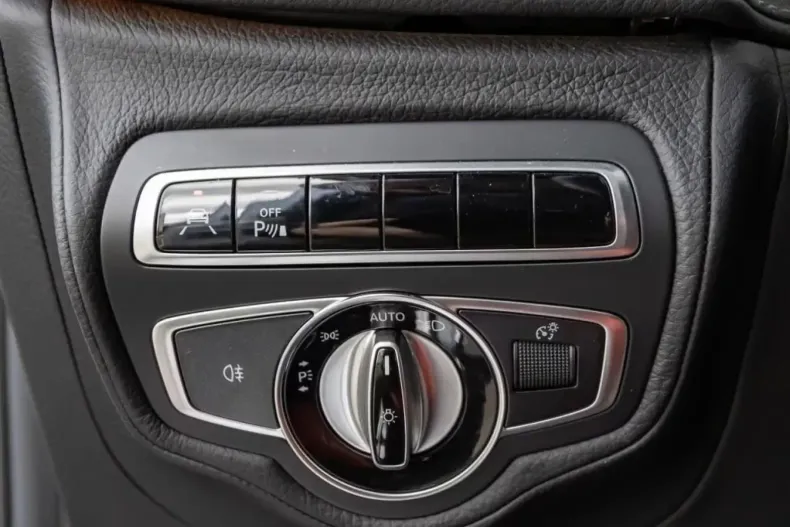 Mercedes-Benz G 400 din 2021 cu 87.600 km - oferta MER152785 - foto 17