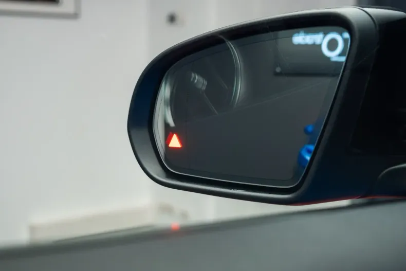 Mercedes-Benz GLC 63 AMG din 2021 cu 73.000 km - oferta MER152791 - foto 22