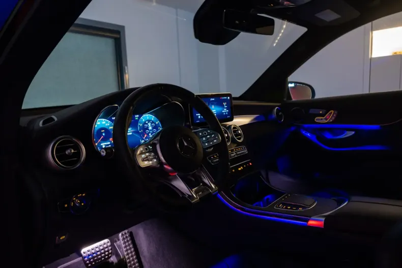 Mercedes-Benz GLC 63 AMG din 2021 cu 73.000 km - oferta MER152791 - foto 23