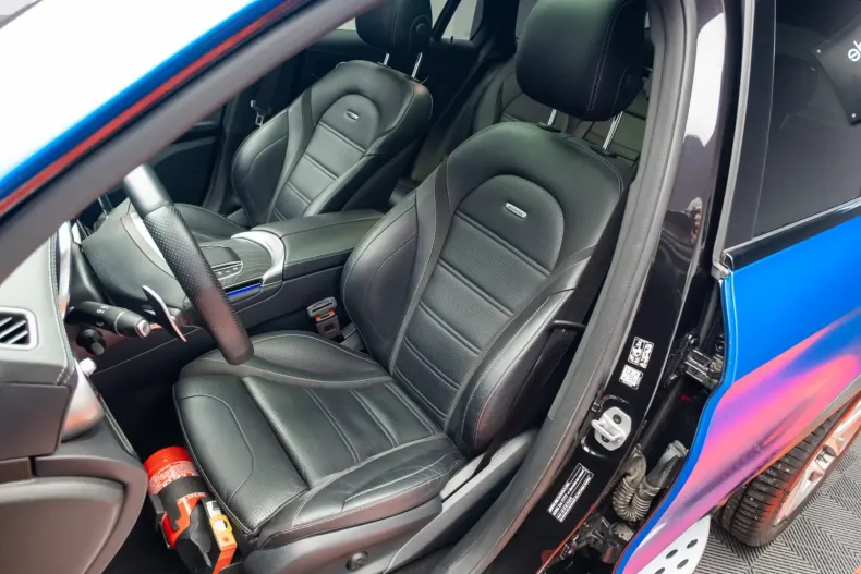 Mercedes-Benz GLC 63 AMG din 2021 cu 73.000 km - oferta MER152791 - foto 27