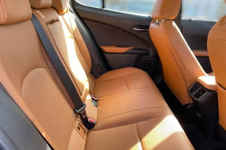 Lexus UX din 2021 cu 48.000 km - oferta LEX152802 - foto 9