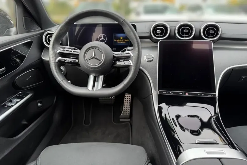 Mercedes-Benz C 200 din 2024 cu 10.447 km - oferta MER152804 - foto 4