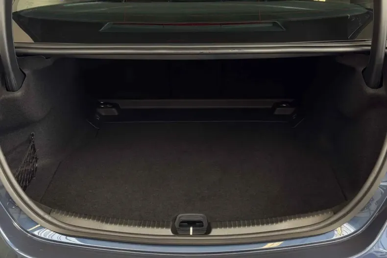 Mercedes-Benz C 200 din 2024 cu 13.189 km - oferta MER152805 - foto 11