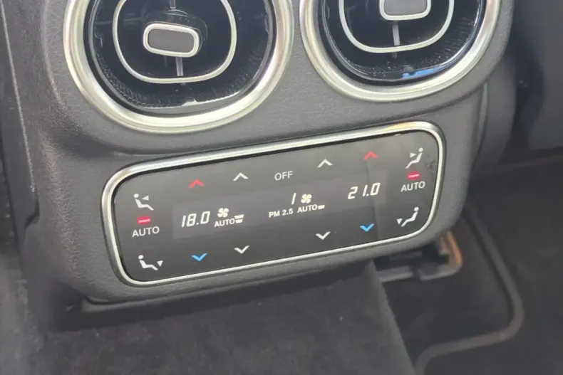 Mercedes-Benz GLC 220 din 2024 cu 11.000 km - oferta MER152806 - foto 21