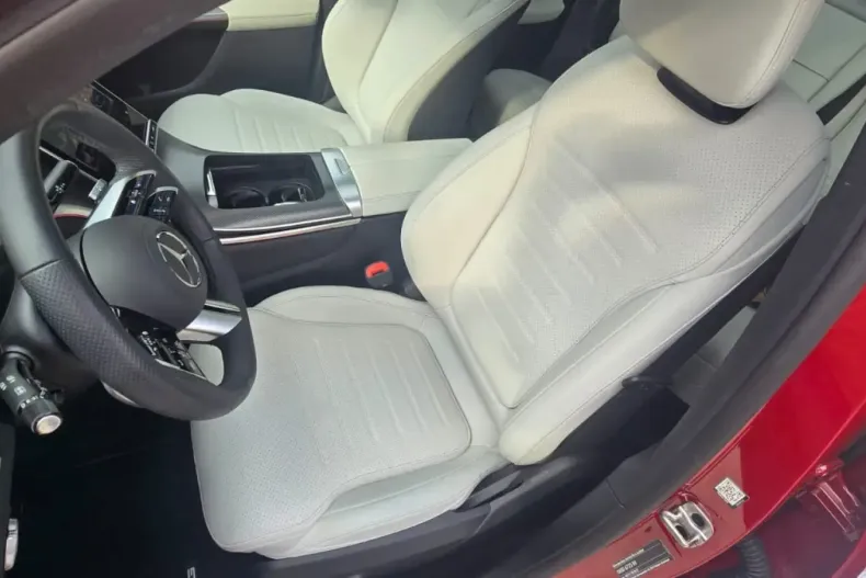 Mercedes-Benz GLC 220 din 2024 cu 11.000 km - oferta MER152806 - foto 30