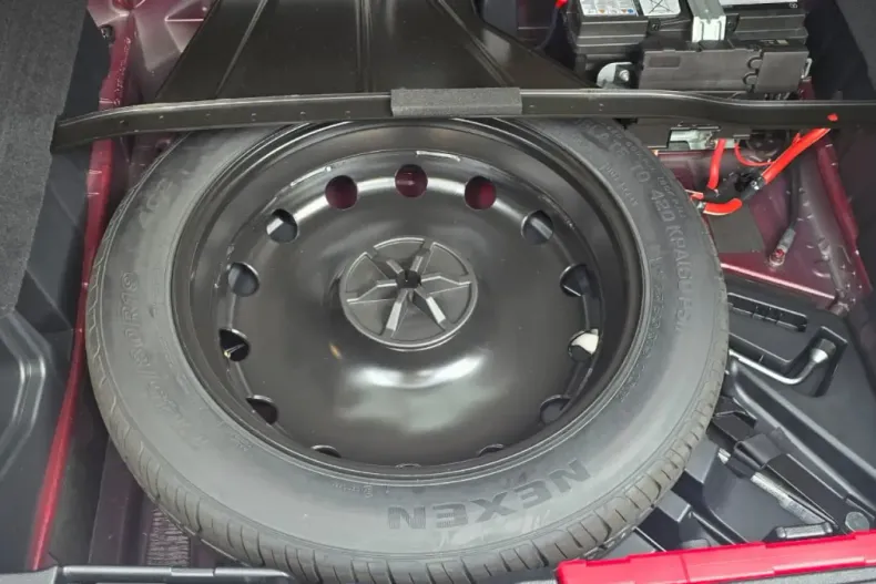 Mercedes-Benz GLC 220 din 2024 cu 11.000 km - oferta MER152806 - foto 32