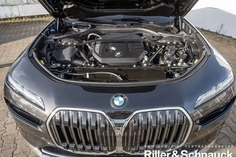 BMW 740 din 2024 cu 24.300 km - oferta BMW152809 - foto 18