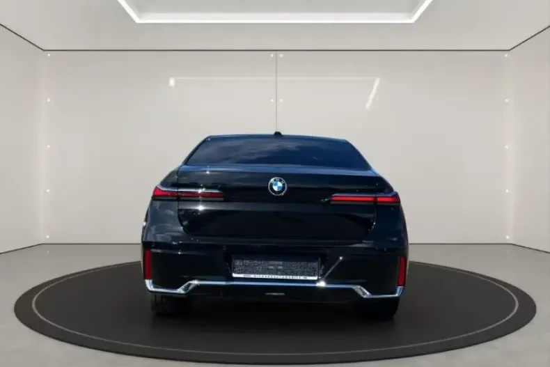 BMW 740 din 2024 cu 19.800 km - oferta BMW152815 - foto 5