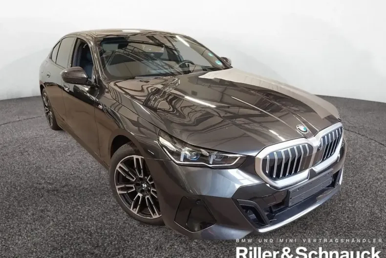 BMW 520 din 2024 cu 30.300 km - oferta BMW152816 - foto 1