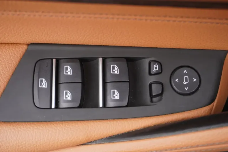 BMW 520 din 2023 cu 49.393 km - oferta BMW152822 - foto 27