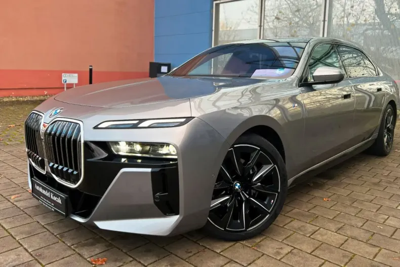 BMW 740 din 2024 cu 24.218 km - oferta BMW152824 - foto 2