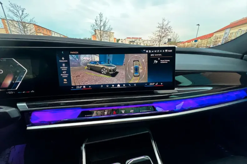 BMW 740 din 2024 cu 24.218 km - oferta BMW152824 - foto 21