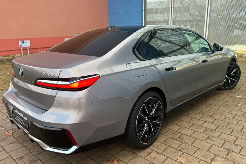 BMW 740 din 2024 cu 24.218 km - oferta BMW152824 - foto 30